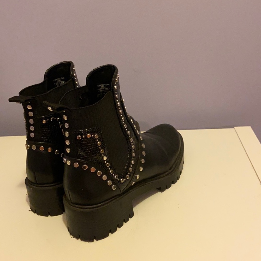 Zara boots